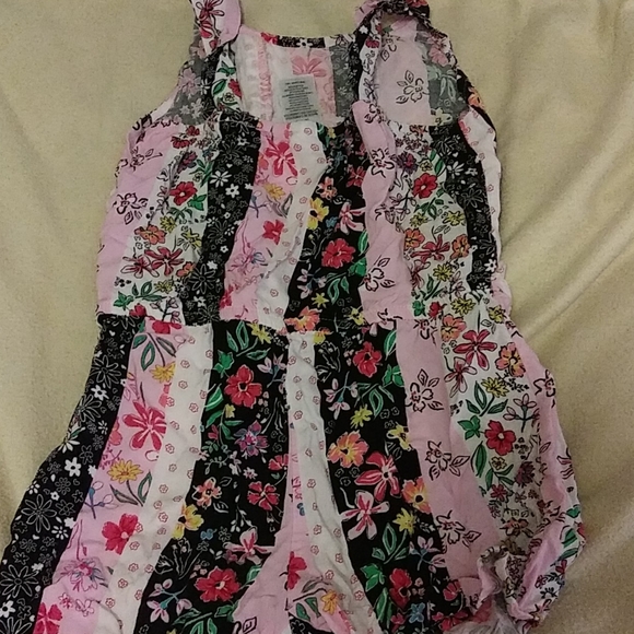 Romper - Picture 2 of 2